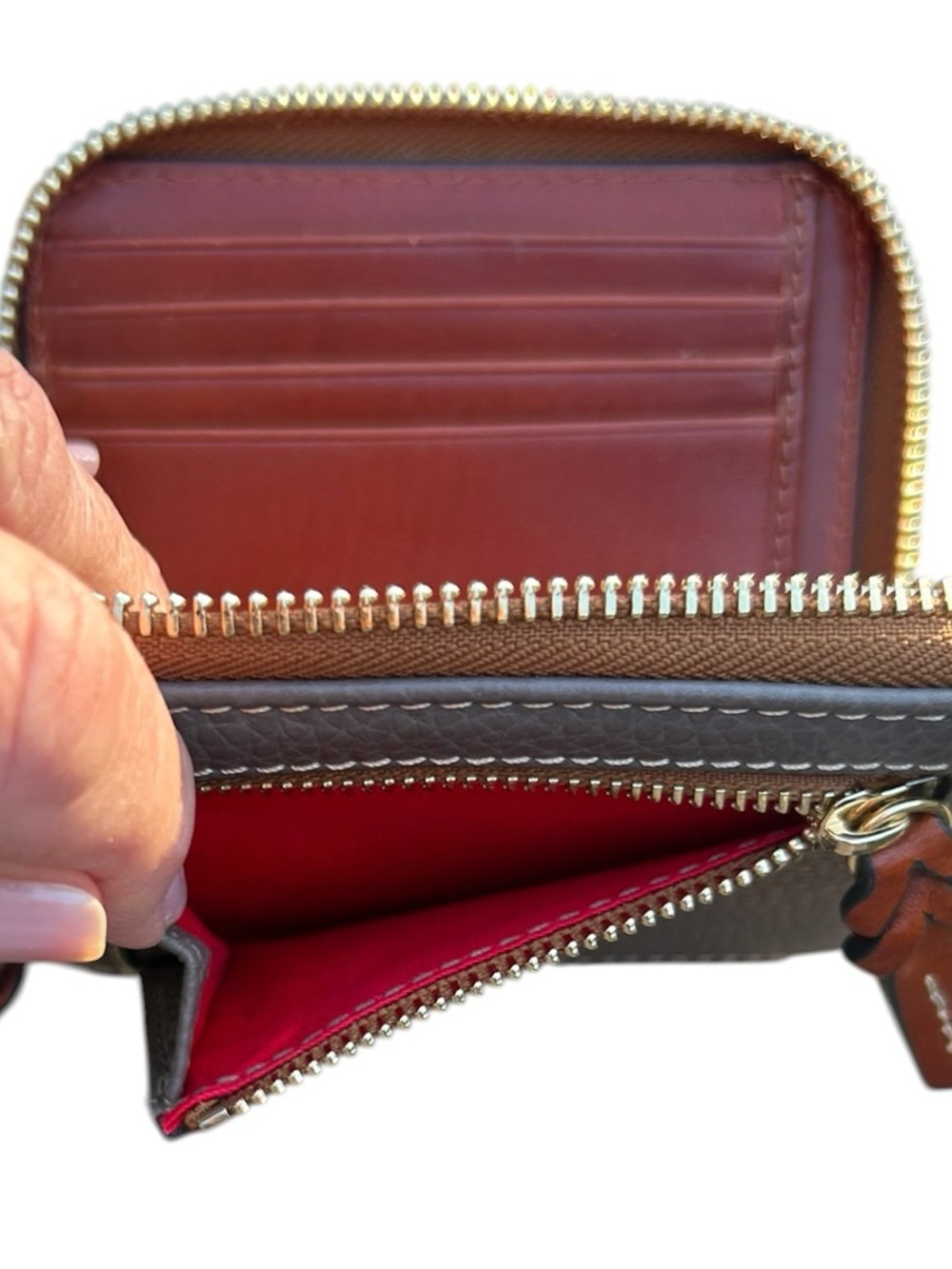 Dooney & Bourke Pebble Grain Small Zip Around Wallet - Picture 4 of 5